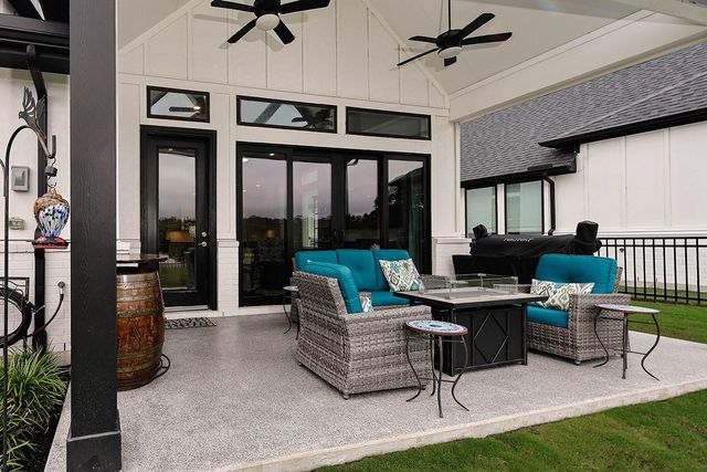14258 Juniper Breeze Court, Willis, TX 77318