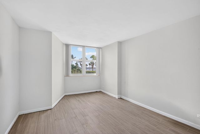 2800 N Flagler Drive 202, West Palm Beach, FL 33407