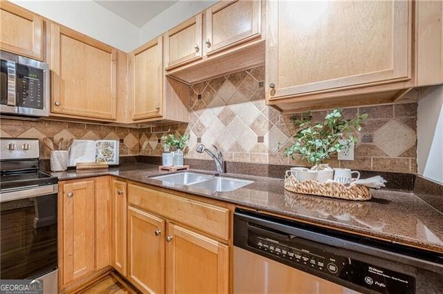 1801 Liberty Lane, Roswell, GA 30075