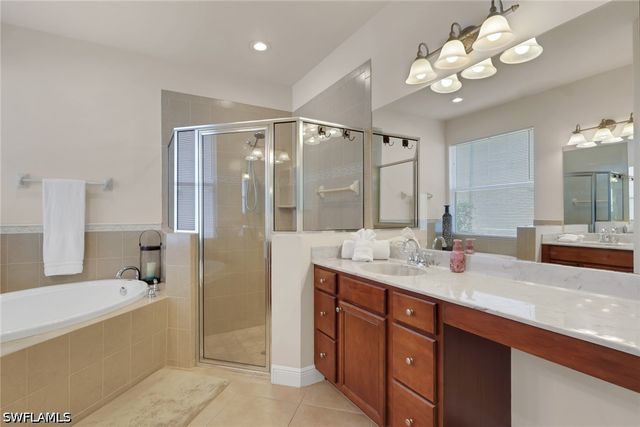 12731 Aviano DR, Naples, FL 34105
