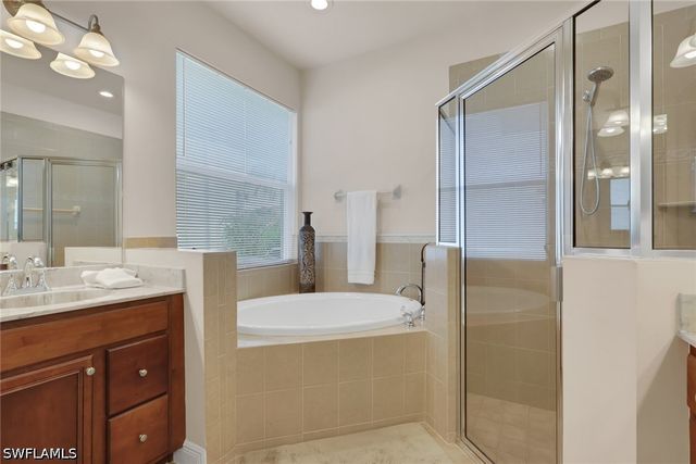 12731 Aviano DR, Naples, FL 34105