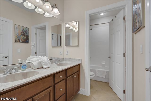 12731 Aviano DR, Naples, FL 34105