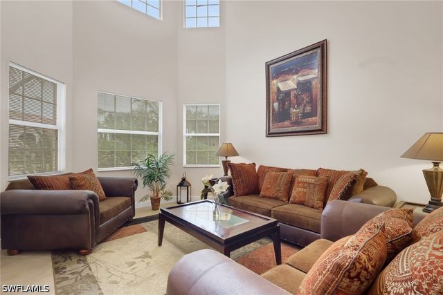 12731 Aviano DR, Naples, FL 34105