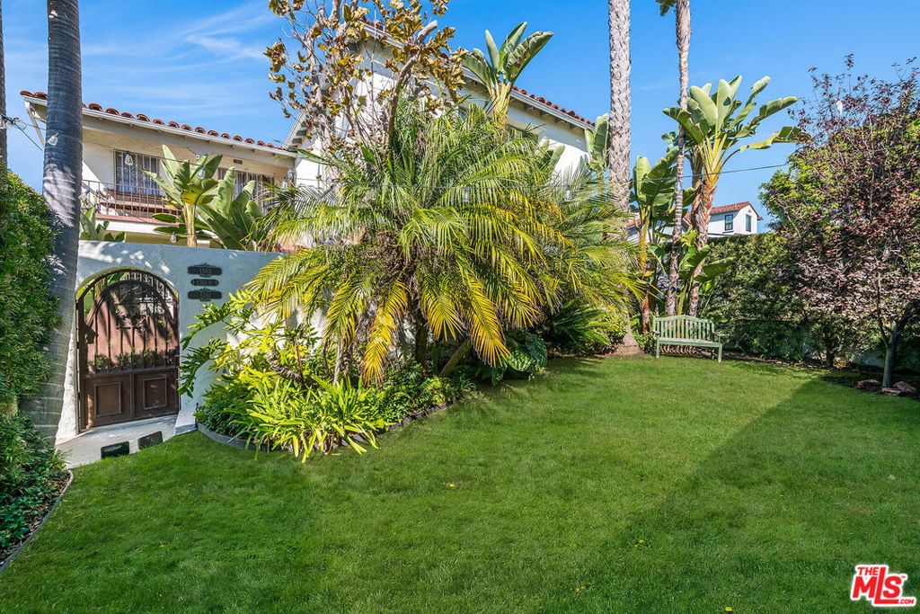 1361 S Tremaine Avenue, Los Angeles, CA 90019 — photo 4