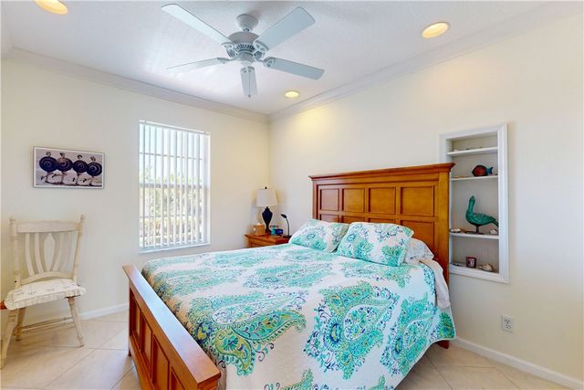 235 Grand Royale Circle 204, Vero Beach, FL 32962