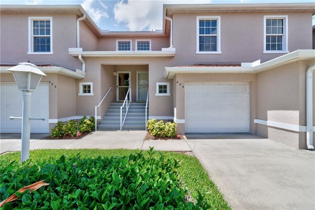 235 Grand Royale Circle 204, Vero Beach, FL 32962