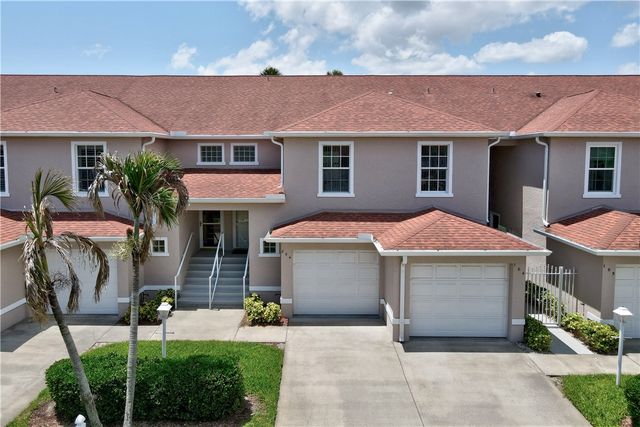 235 Grand Royale Circle 204, Vero Beach, FL 32962