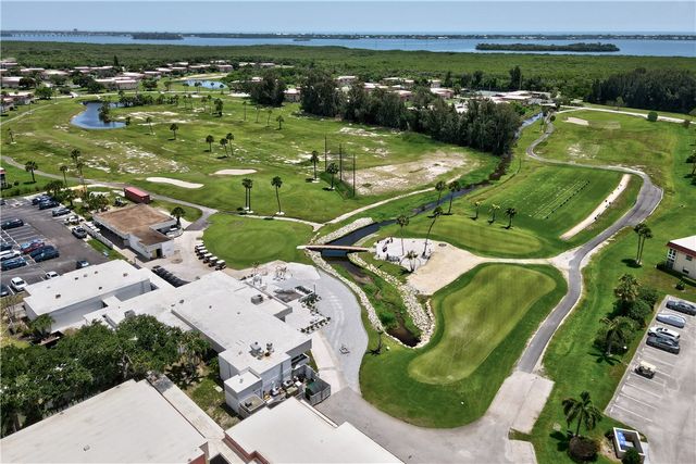 235 Grand Royale Circle 204, Vero Beach, FL 32962