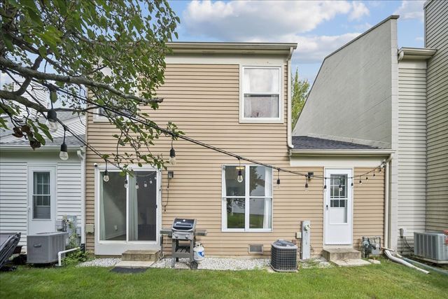 1452 N Chelsea Avenue, Palatine, IL 60067