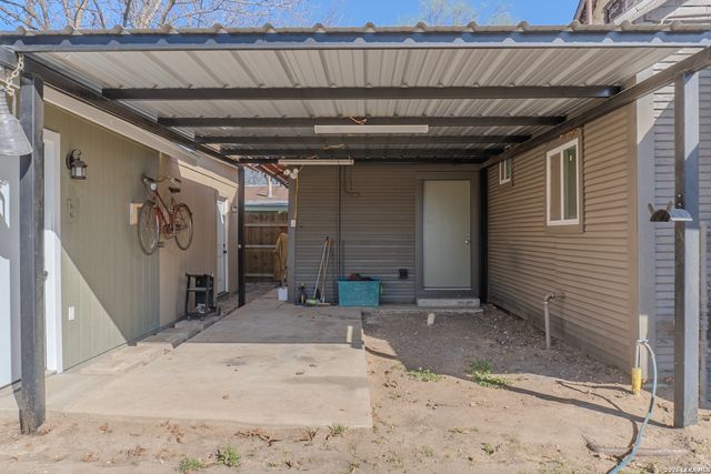 918 new laredo, San Antonio, TX 78211