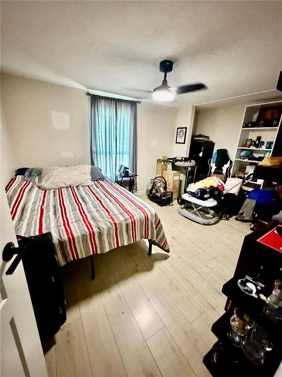 Image 20 of property listing at 15116 TRAIL CREEK PLACE, Tampa, FL 33625