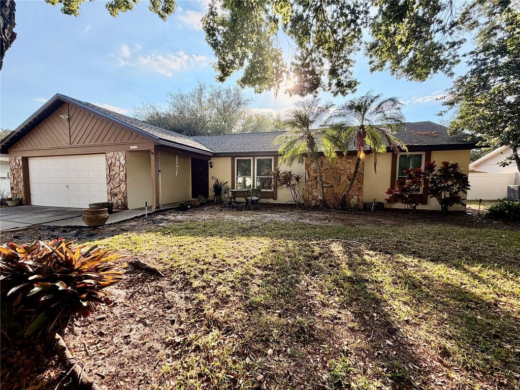 Image 32 of property listing at 15116 TRAIL CREEK PLACE, Tampa, FL 33625