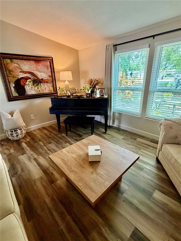 Image 7 of property listing at 15116 TRAIL CREEK PLACE, Tampa, FL 33625