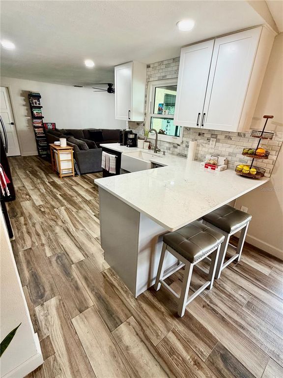 Image 10 of property listing at 15116 TRAIL CREEK PLACE, Tampa, FL 33625