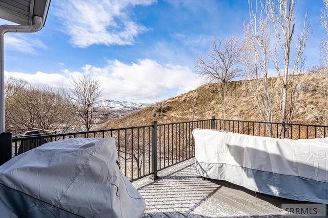 265 La Montagna Strada, Pocatello, ID 83201