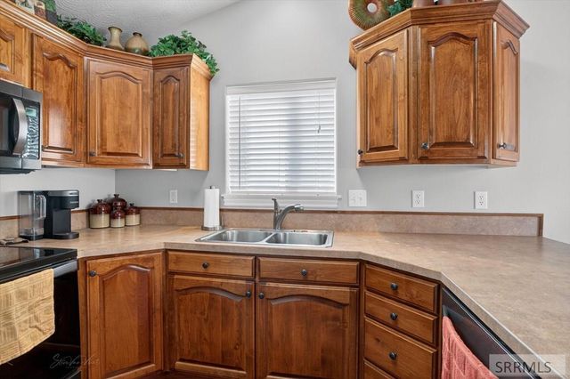 265 La Montagna Strada, Pocatello, ID 83201