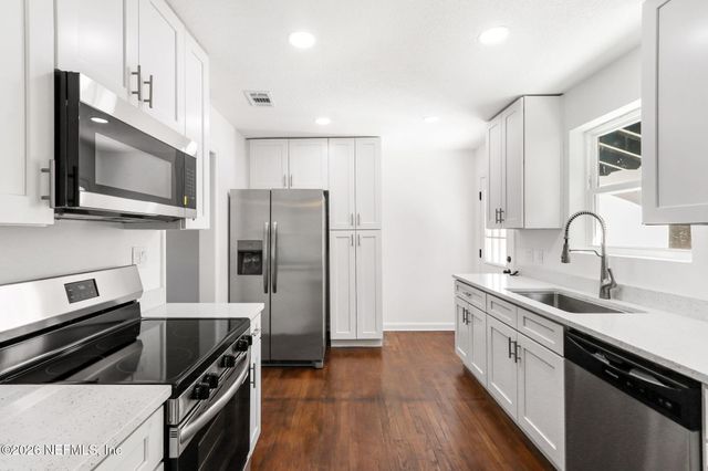 1425 SOMERVILLE Road, Jacksonville, FL 32207