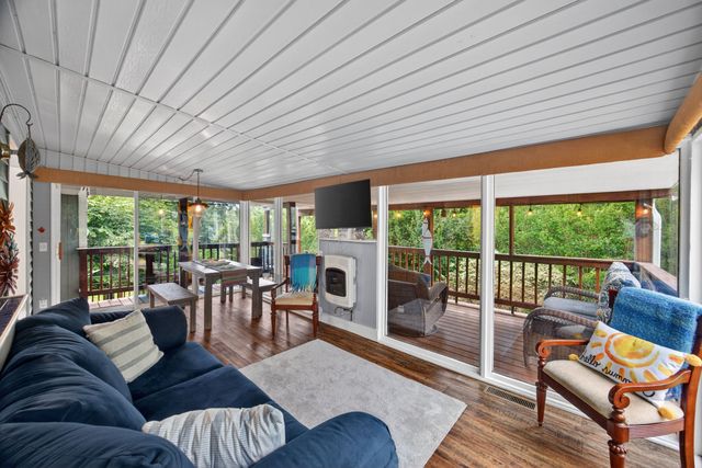 155 Mayberry Dr, Smithville, TN 37166