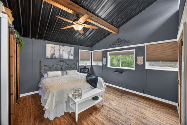 155 Mayberry Dr, Smithville, TN 37166