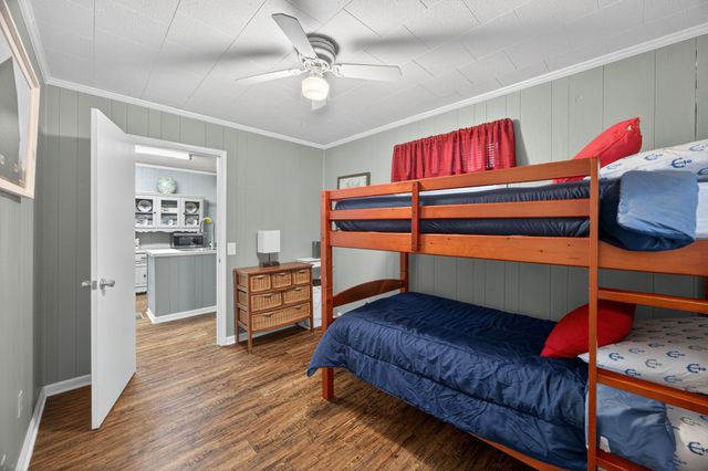 155 Mayberry Dr, Smithville, TN 37166