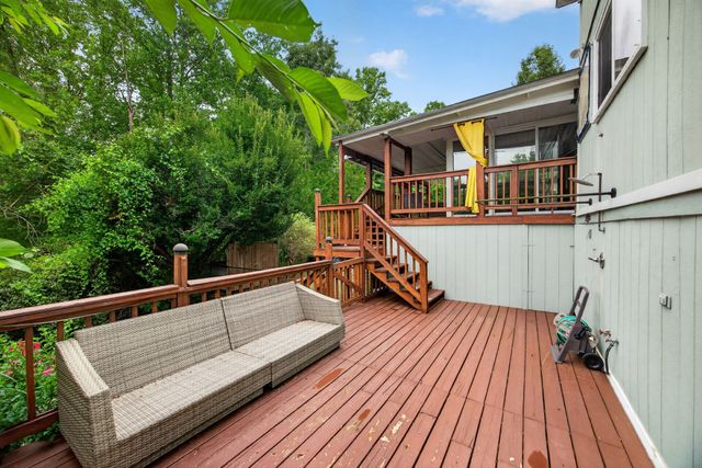 155 Mayberry Dr, Smithville, TN 37166