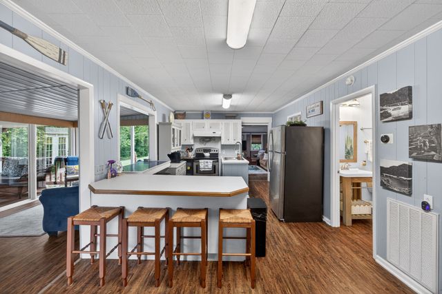 155 Mayberry Dr, Smithville, TN 37166