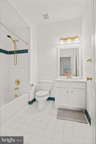 2628 FIVE OAKS RD, Vienna, VA 22181