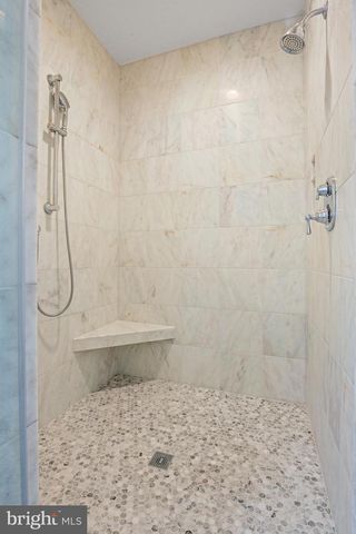 2628 FIVE OAKS RD, Vienna, VA 22181