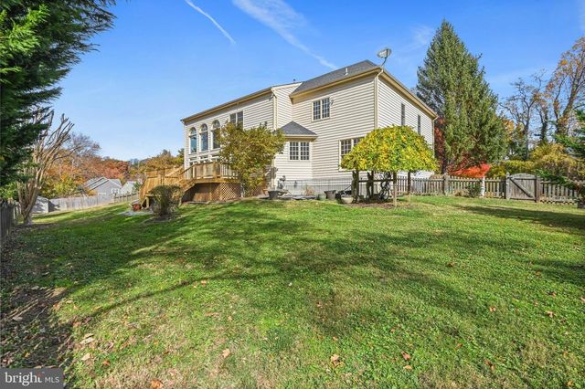 2628 FIVE OAKS RD, Vienna, VA 22181