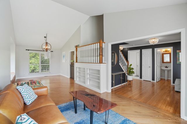 9990 Bentcreek Drive, Symmes Twp, OH 45140