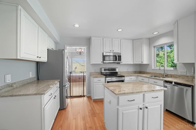 9990 Bentcreek Drive, Symmes Twp, OH 45140