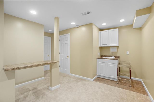 9990 Bentcreek Drive, Symmes Twp, OH 45140