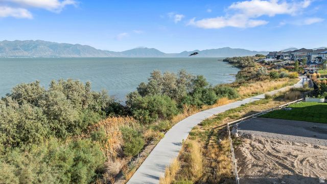 2812 S GREENHEAD DR, Saratoga Springs, UT 84045