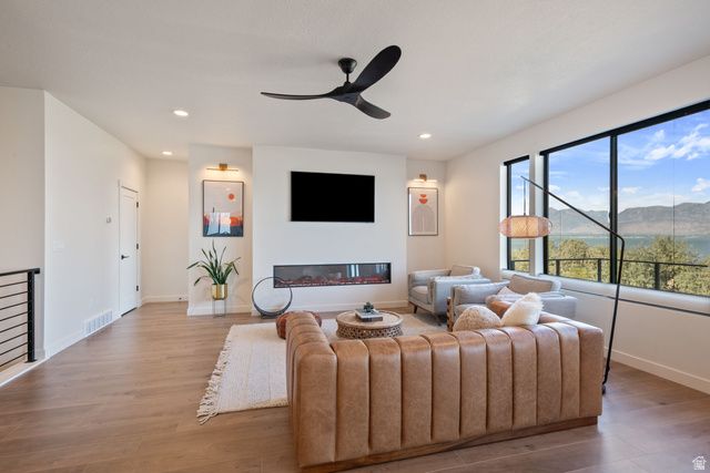 2812 S GREENHEAD DR, Saratoga Springs, UT 84045