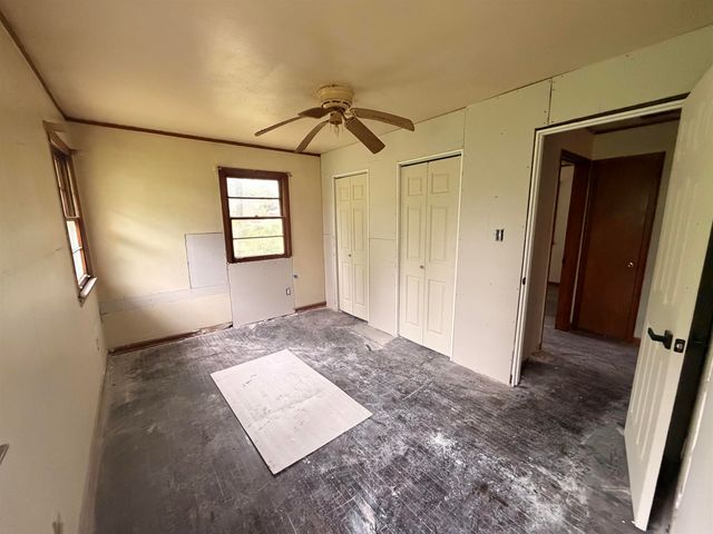 322 SULLIVAN DR, Memphis, TN 38109