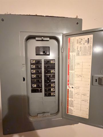 322 SULLIVAN DR, Memphis, TN 38109