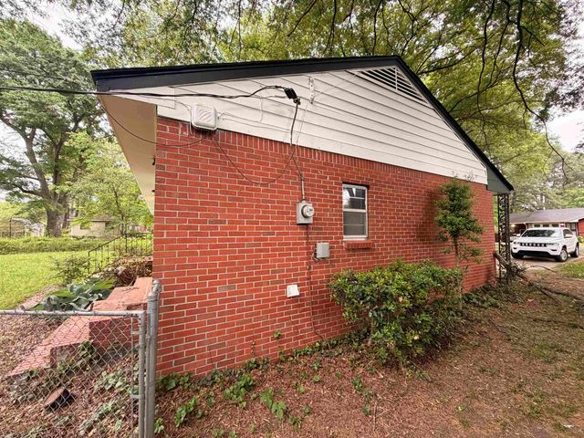 322 SULLIVAN DR, Memphis, TN 38109