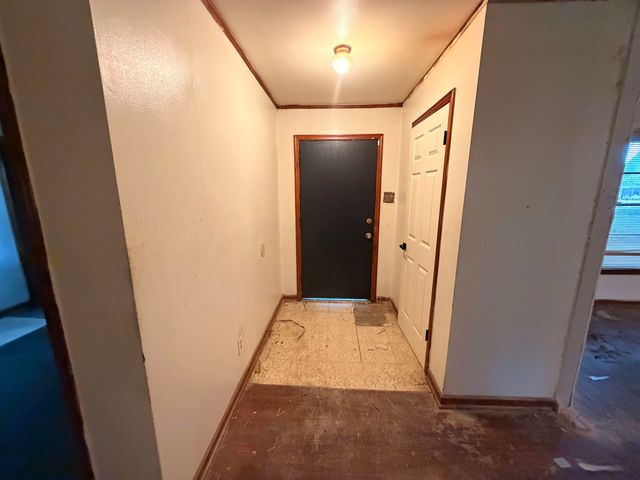 322 SULLIVAN DR, Memphis, TN 38109