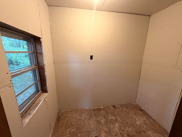 322 SULLIVAN DR, Memphis, TN 38109