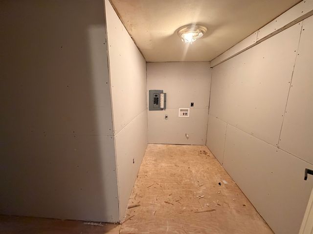 322 SULLIVAN DR, Memphis, TN 38109