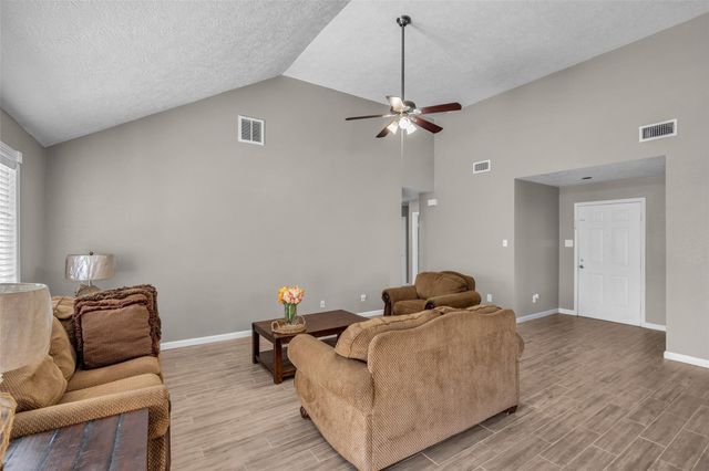 6522 Redding Springs Lane, Houston, TX 77086