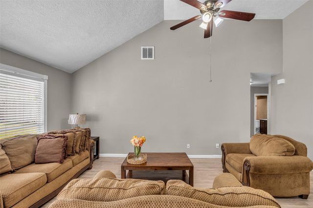 6522 Redding Springs Lane, Houston, TX 77086