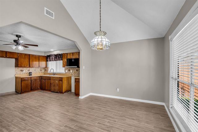 6522 Redding Springs Lane, Houston, TX 77086