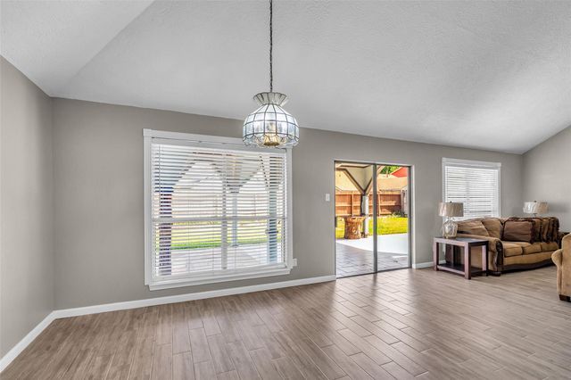 6522 Redding Springs Lane, Houston, TX 77086