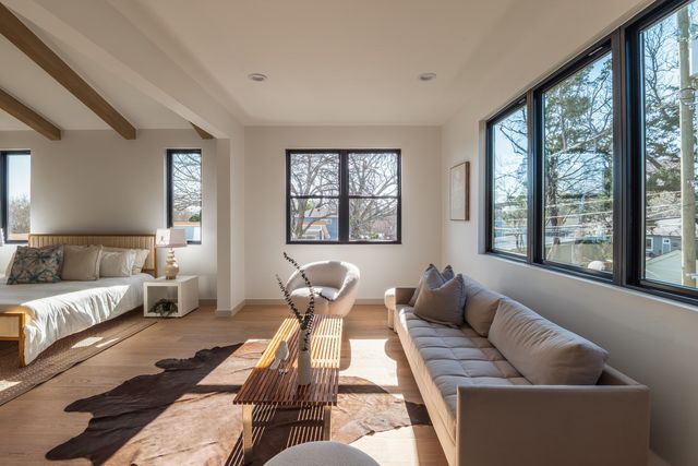 8931 San Fernando Way, Dallas, TX 75218