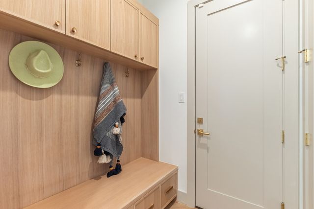 8931 San Fernando Way, Dallas, TX 75218