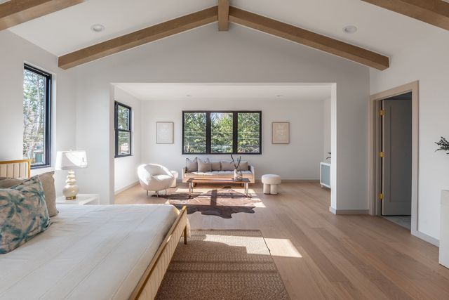 8931 San Fernando Way, Dallas, TX 75218