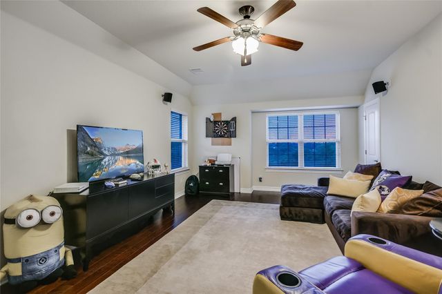 223 Lake Como DR, Austin, TX 78734