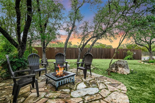 223 Lake Como DR, Austin, TX 78734
