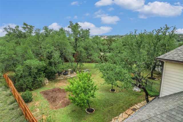 223 Lake Como DR, Austin, TX 78734